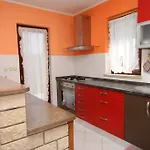 House With A Parking Space - Vlasici, Istria - Sredisnja Istra - 7685 بيت للعطل *