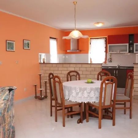 Casa vacanze House With A Parking Space - Vlasici, Istria - Sredisnja Istra - 7685